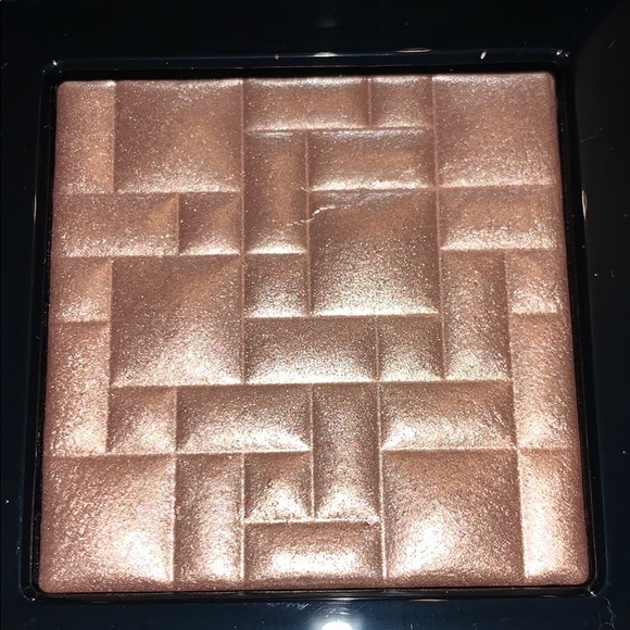 NWOB Bobbi Brown Afternoon Glow Highlighting Powder - Picture 3 of 12